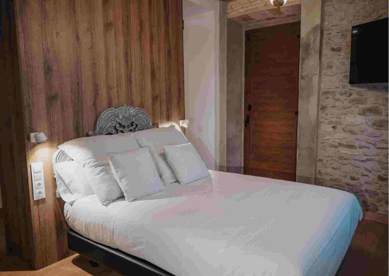Hotel Les Quingles Calders Exteriér fotografie